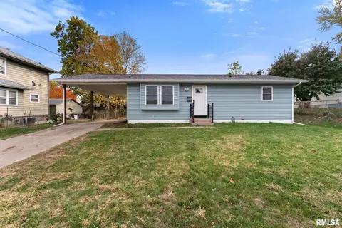 625 E High St, Davenport, IA 52803