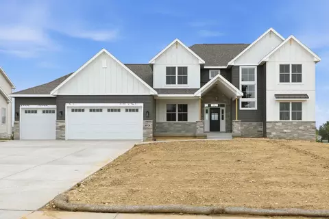 6928 Wilderness Pointe Pointe, Bettendorf, IA 52722