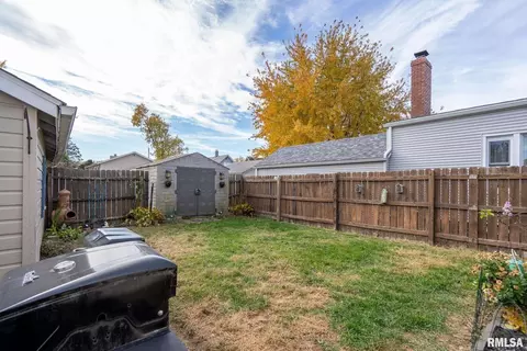 1630 27th Ave, Moline, IL 61265 photo 25