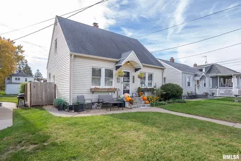 1630 27th Ave, Moline, IL 61265 photo 2