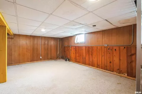 305 8th St, Silvis, IL 61282 photo 17