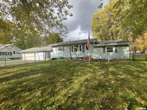 1805 French St, Rock Falls, IL 61071