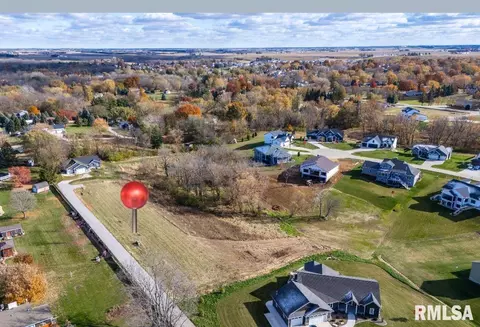 27115 181st Ave, Long Grove, IA 52756
