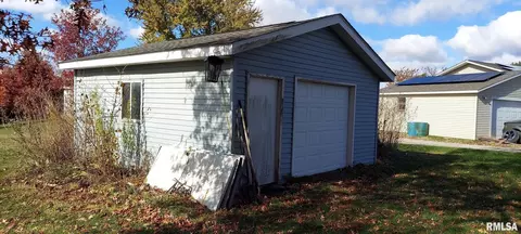 Other - 862 270th St, Viola, IL 61486 photo 2 of 8