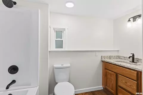 Bath - 1501 43rd St, Moline, IL 61265 photo 1 of 1