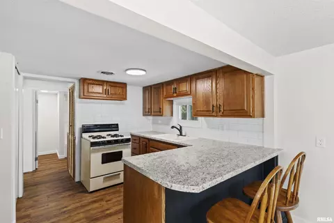 Kitchen - 1501 43rd St, Moline, IL 61265 photo 1 of 3
