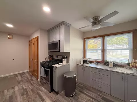 640 32nd Ave, Moline, IL 61265 photo 15