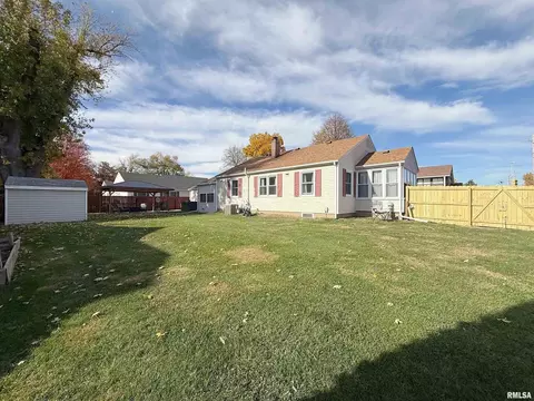 640 32nd Ave, Moline, IL 61265 photo 37