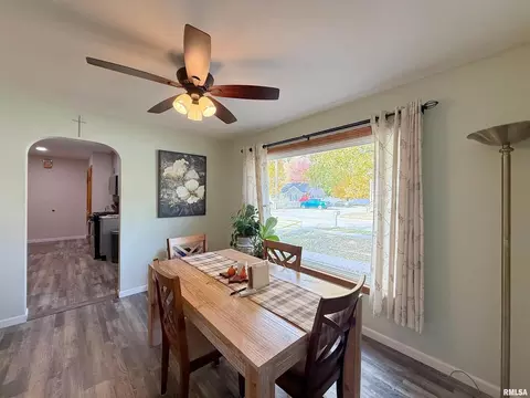 640 32nd Ave, Moline, IL 61265 photo 10