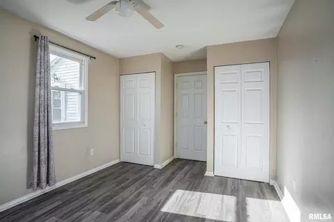 Bedroom - 1310 39th St, Moline, IL 61265 photo 2 of 6