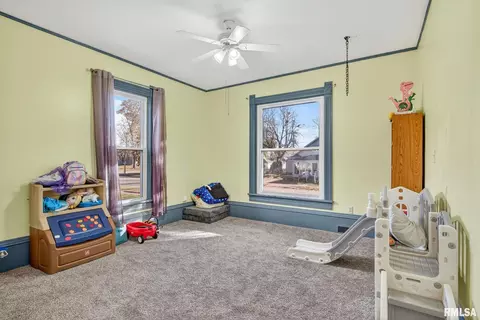 Bedroom - 919 9th Ave, Fulton, IL 61252 photo 4 of 7