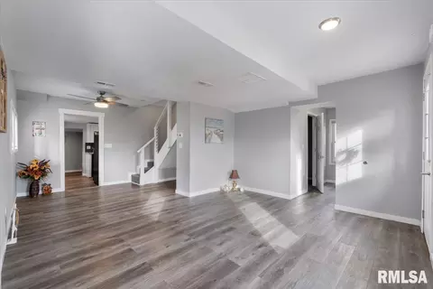 Entry Way - 321 2nd Ave E, Milan, IL 61264 photo 1 of 8