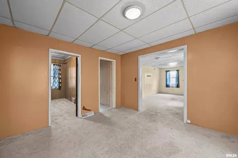 Entry Way - 158 5th St, Silvis, IL 61282 photo 1 of 1