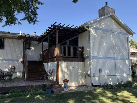 809 W Spring St, Eldridge, IA 52748 photo 44