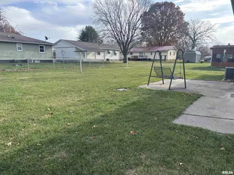 434 Payson St, Kewanee, IL 61443 photo 32