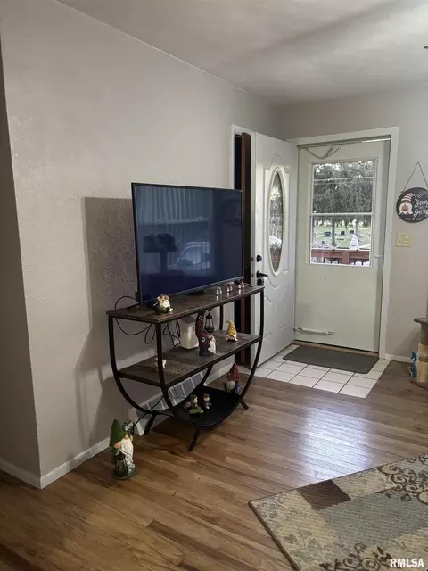 434 Payson St, Kewanee, IL 61443 photo 9