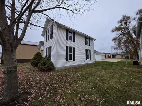 413 12th Ave, Fulton, IL 61252 photo 3