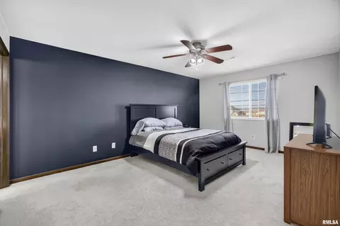 300 E Franklin St #203, Eldridge, IA 52748 photo 15