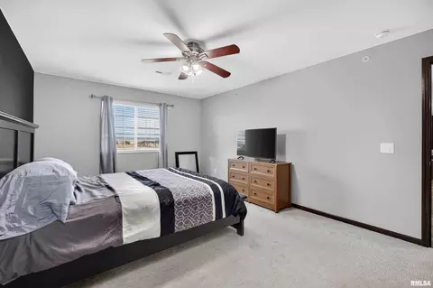 300 E Franklin St #203, Eldridge, IA 52748 photo 16