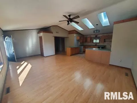 600 E 5th St, Rock Falls, IL 61071 photo 7