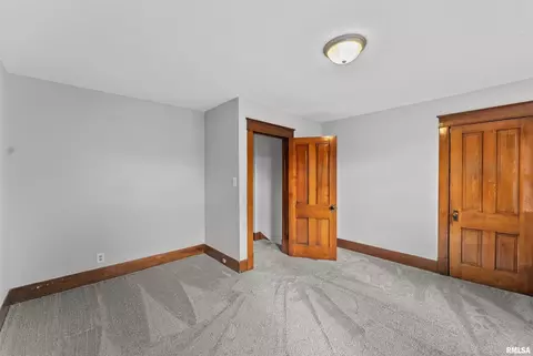 Bedroom - 1703 18th Ave, Moline, IL 61265 photo 4 of 4