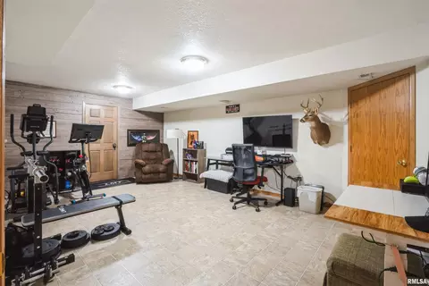 1205 28th Ave, Silvis, IL 61282 photo 18