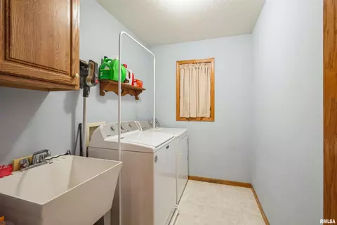 1205 28th Ave, Silvis, IL 61282 photo 16