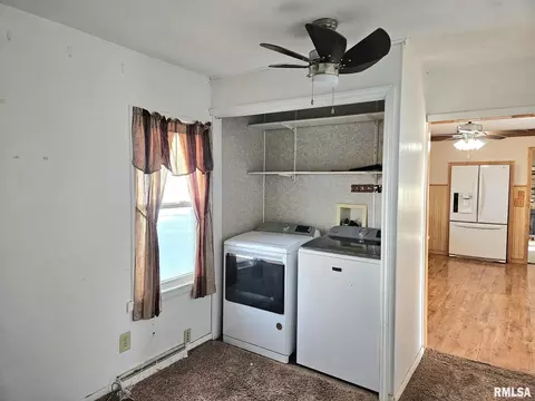 313 E 3rd St, Wilton, IA 52778 photo 12