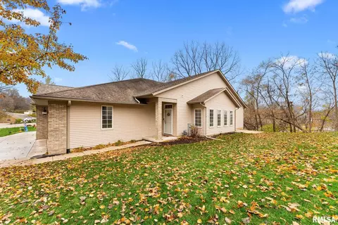 Exterior - 16 Cherry Hill Ct #16, Hampton, IL 61256 photo 2 of 4