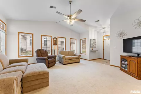 Other - 16 Cherry Hill Ct #16, Hampton, IL 61256 photo 3 of 5