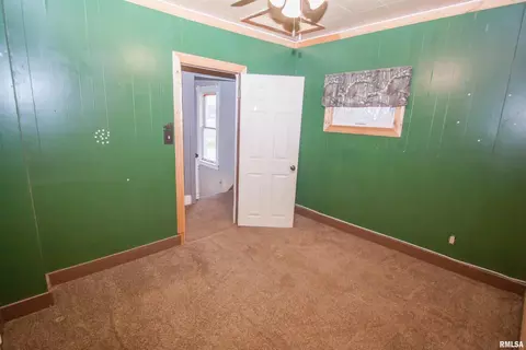 Bedroom - 201 N 1st St, Alpha, IL 61413 photo 5 of 8
