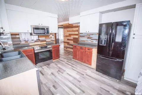 Kitchen - 201 N 1st St, Alpha, IL 61413 photo 1 of 1