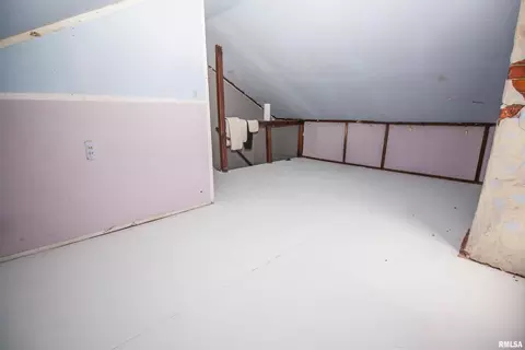 Bedroom - 201 N 1st St, Alpha, IL 61413 photo 8 of 8