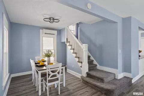 2410 18th Ave, Moline, IL 61265 photo 4