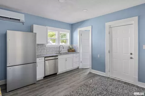 2410 18th Ave, Moline, IL 61265 photo 14