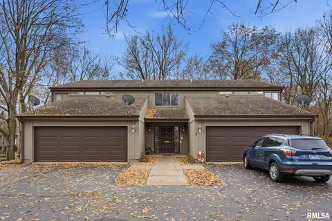 2200 36th St #3C, Rock Island, IL 61201
