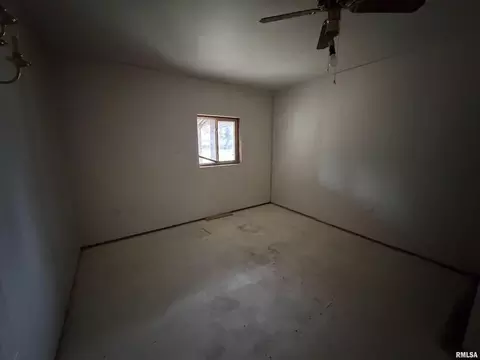 301 11th St, Keithsburg, IL 61442 photo 11