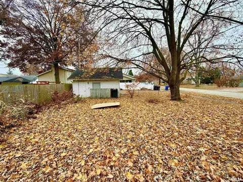 1402 28th Ave, Moline, IL 61265 photo 4