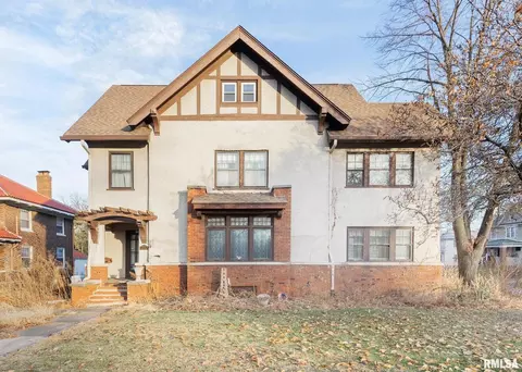 2501 Brady St, Davenport, IA 52803