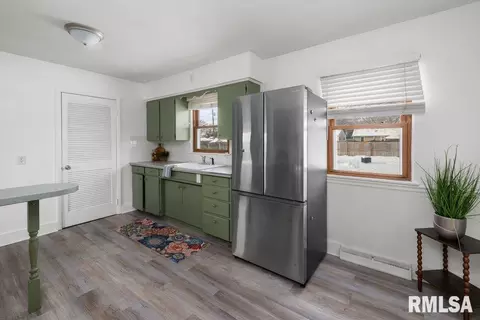 3707 15th St #D, Moline, IL 61265 photo 16