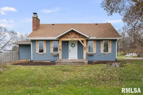 242 12th St, Port Byron, IL 61275