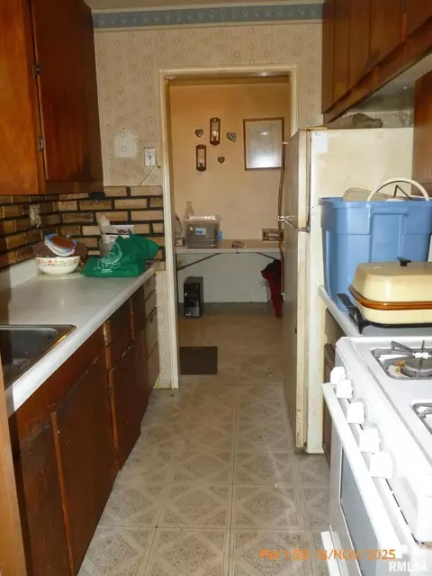 Kitchen - 3703 13th Ave, Moline, IL 61265 photo 1 of 1