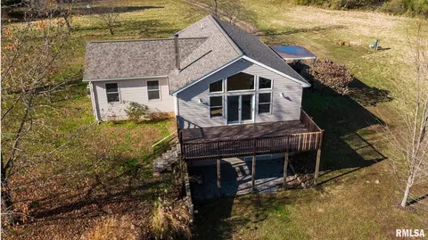 450 Clark School Rd, De Soto, IL 62924