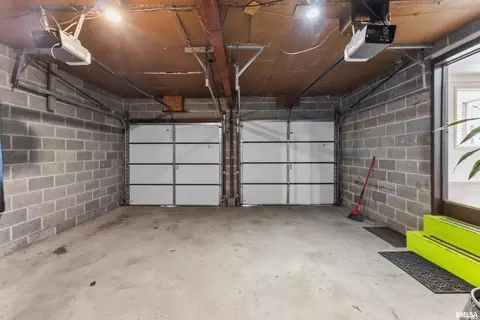 2434 29th St, Moline, IL 61265 photo 30