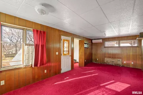 Living - 2709 16th St, Moline, IL 61265 photo 7 of 7