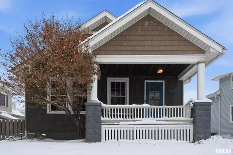 415 23rd Ave, Moline, IL 61265