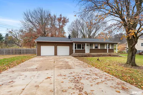 5924 Dayton Corner B St, Colona, IL 61241