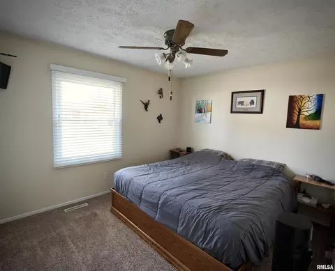 Bedroom - 612 N 5th Pl, Eldridge, IA 52748 photo 1 of 2