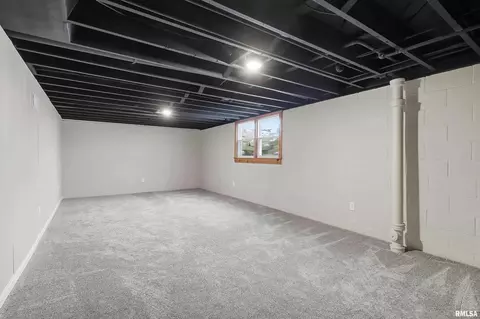 1840 37th St, Moline, IL 61265 photo 28