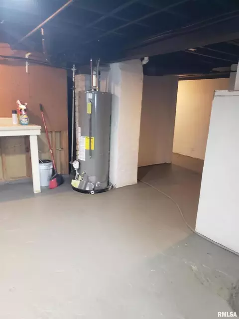 Other - 212 44th St, Moline, IL 61265 photo 7 of 11